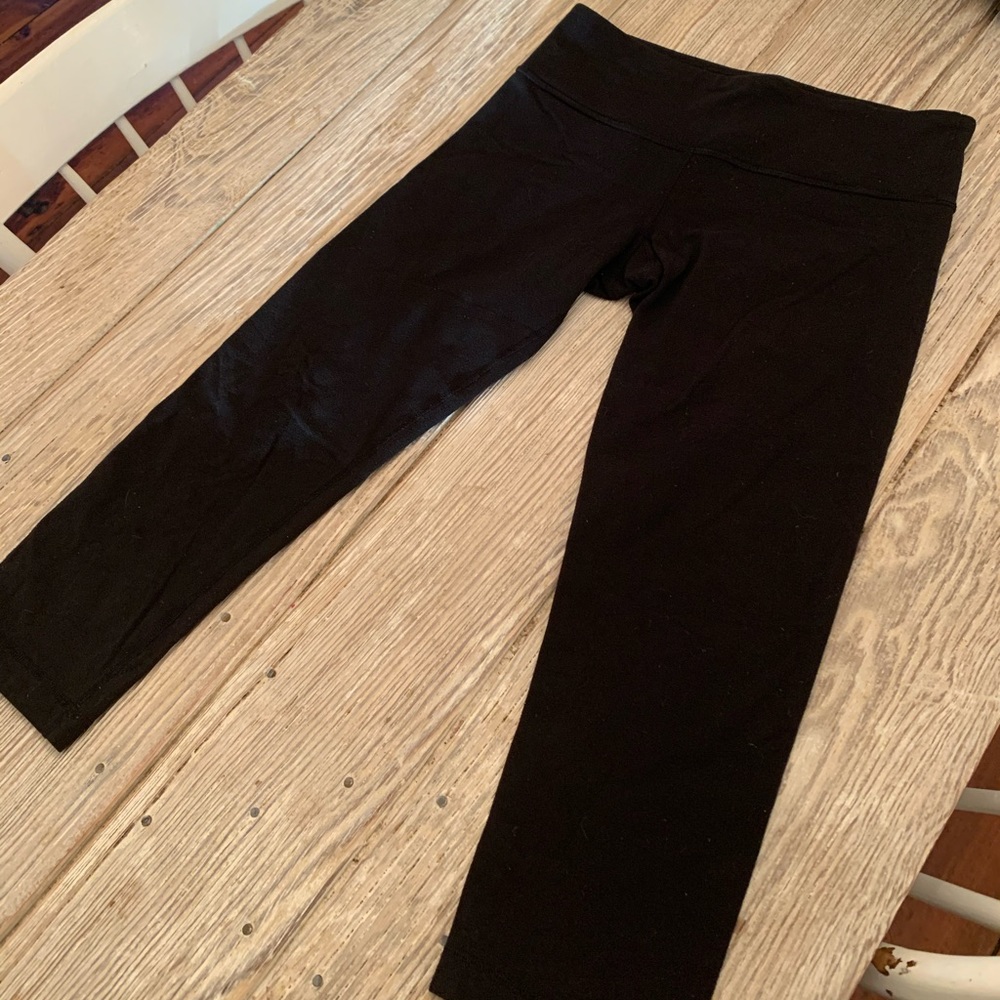 Lululemon black Wunder Under
